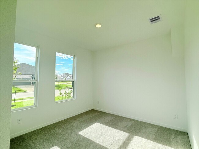 Foto del edificio - 16538 Mesquite Fld Dr