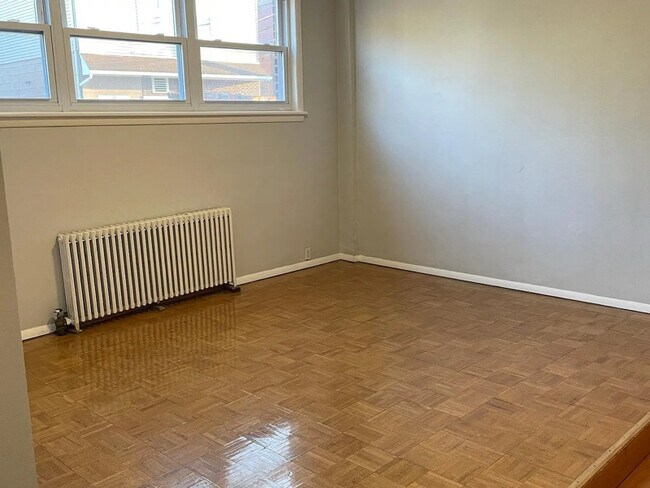 Foto del edificio - 202 Ackerman Ave