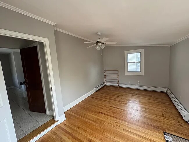 Foto del edificio - 89 Bailey Rd