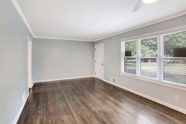 Foto del edificio - 2710 Dunmoreland