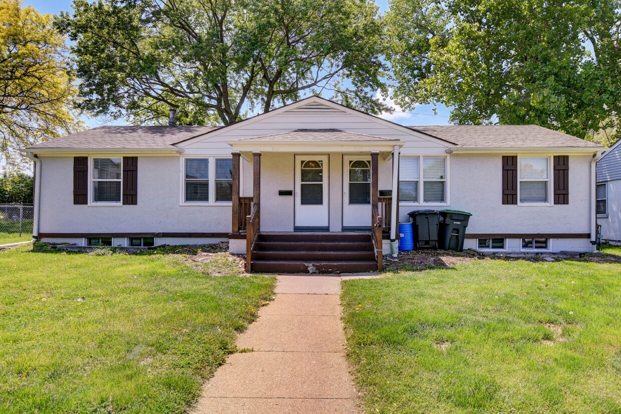 3116 S 41st St Omaha NE 68105 Townhouse For Rent In Omaha NE 