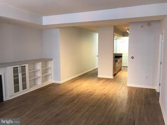 Foto del edificio - 715 6th St NW