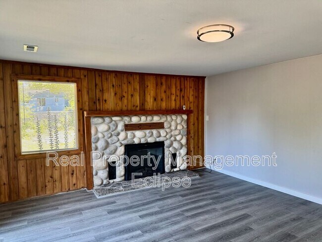 Building Photo - 21901 54th Ave W