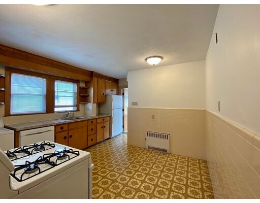Foto principal - 93 Shore Dr