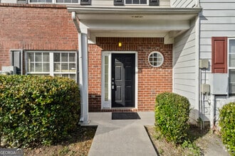 Building Photo - 7113 Brookview Way
