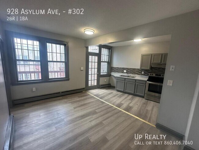 Building Photo - 928 Asylum Ave