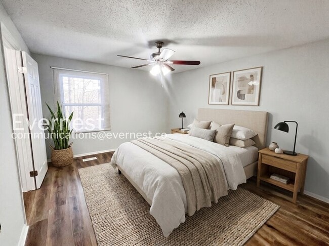 Foto del edificio - 8461 Huntdale Ct