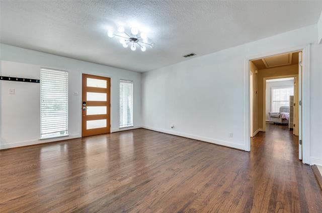 Foto del edificio - 3728 Park Ln