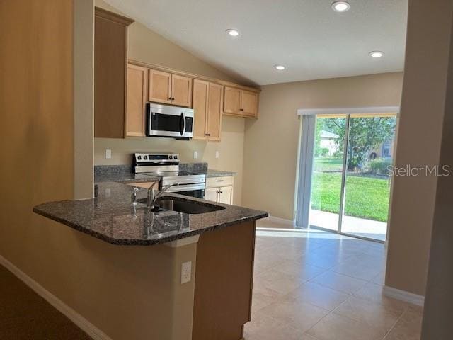 Foto del edificio - 52 Wellwood Ln