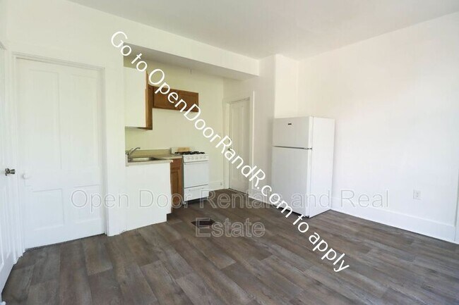 Building Photo - 2310 Hoagland Ave