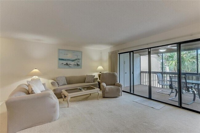 Foto del edificio - 3810 75th St W