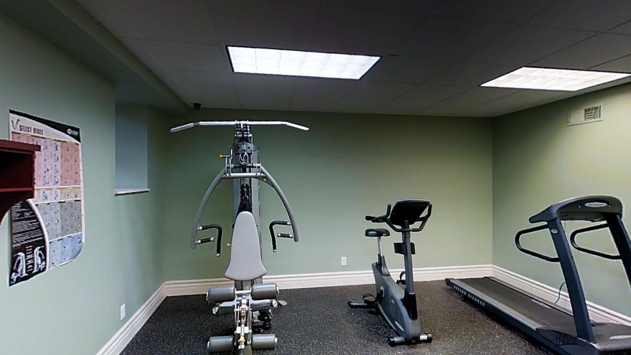 Photo - Georgian Court Apartments