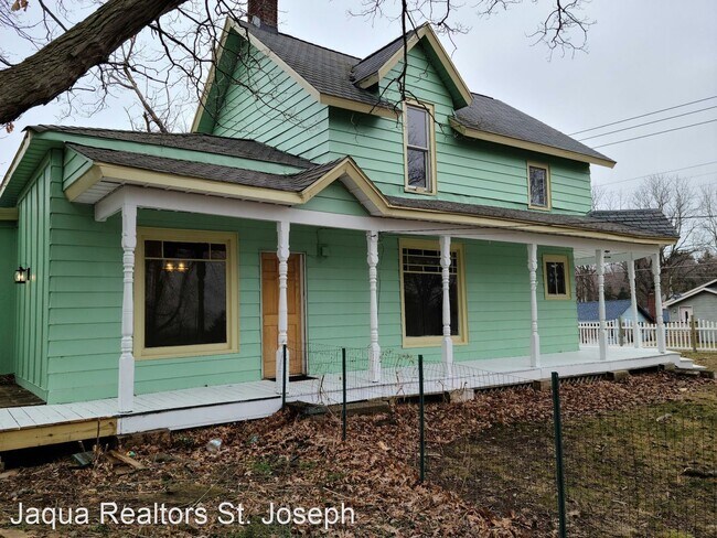 Foto del edificio - 4 br, 1 bath House - 2832 W John Beers Rd