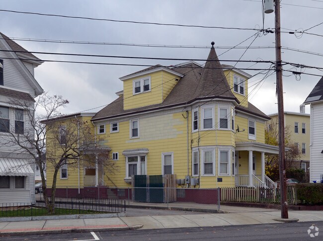 Foto del edificio - 585 Broadway