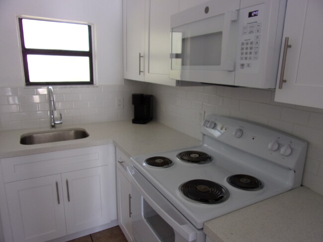 Foto del edificio - 101 Caloosa St