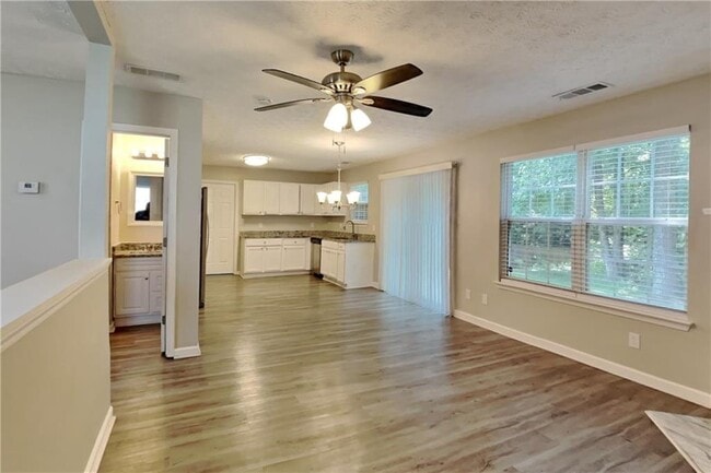 Building Photo - 4557 Darrowby Dr
