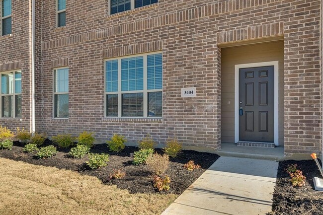 Building Photo - 3404 Becker Dr