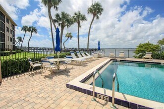 Building Photo - 4440 NE Sandpebble Trce