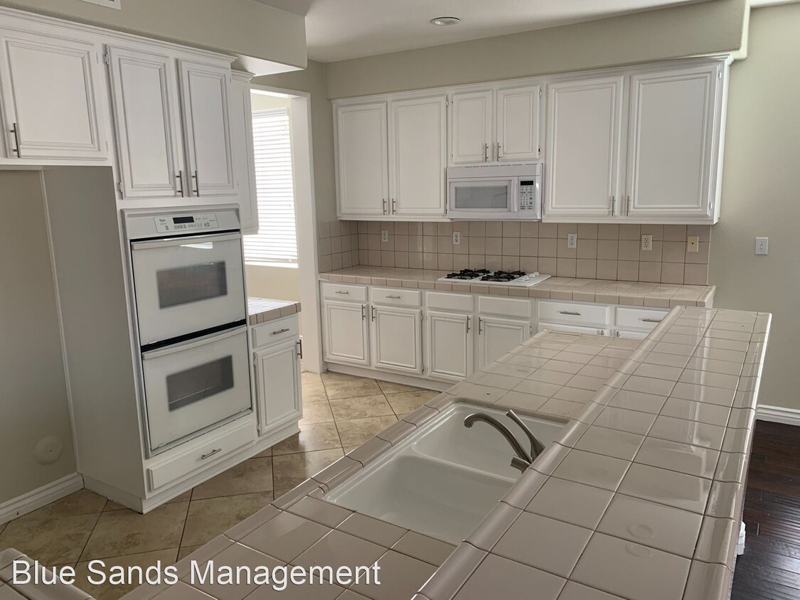 Building Photo - 3 br, 3 bath House - 11549 Trailrun Ct
