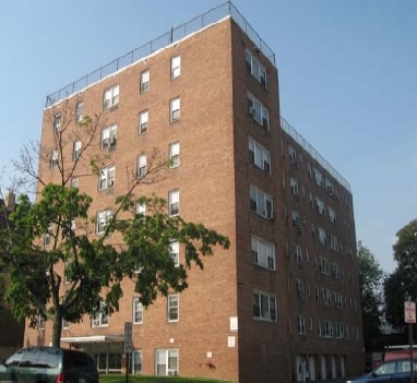 Building Photo - 126 Franklin Ave