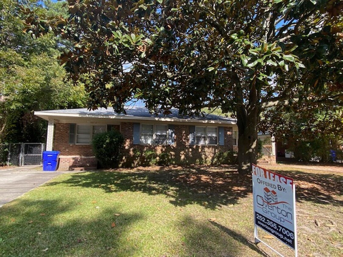 Foto principal - 1303 East 1st Street Duplex