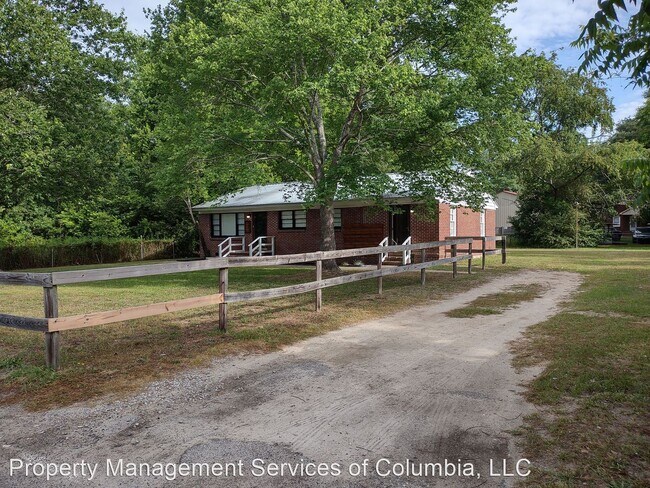 Building Photo - 3 br, 1 bath House - 1003 Sherwood Lane
