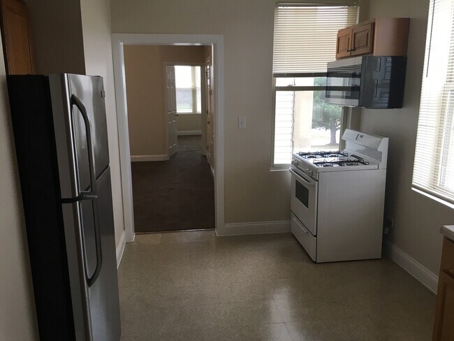 Foto del edificio - 1700 Sheridan Rd