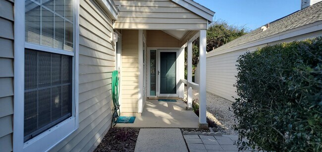 Building Photo - 176 Turtle Cove Ct
