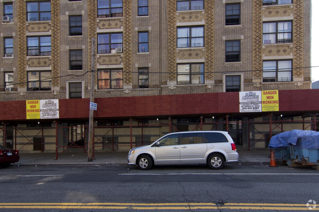 Building Photo - 1170 W Farms Rd