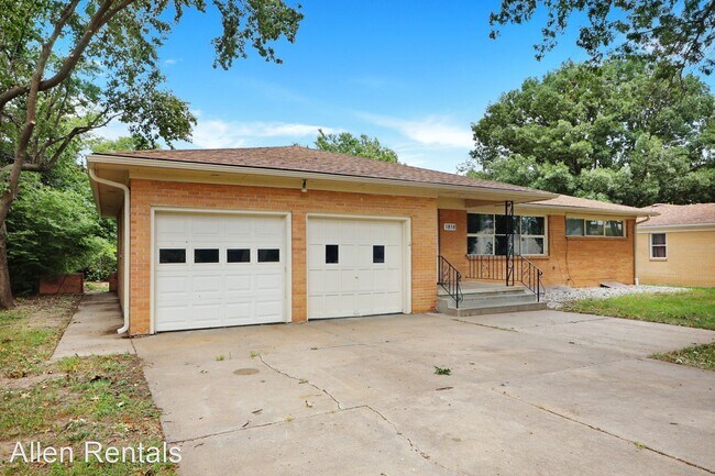 Building Photo - 5 br, 3 bath House - 1818 Todd Road