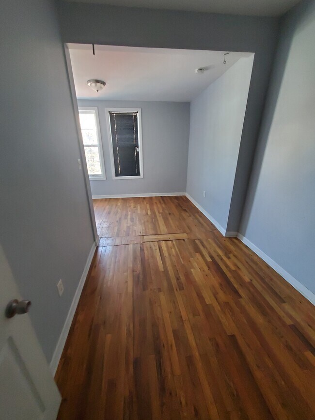 Foto del edificio - 45 Bidwell Ave