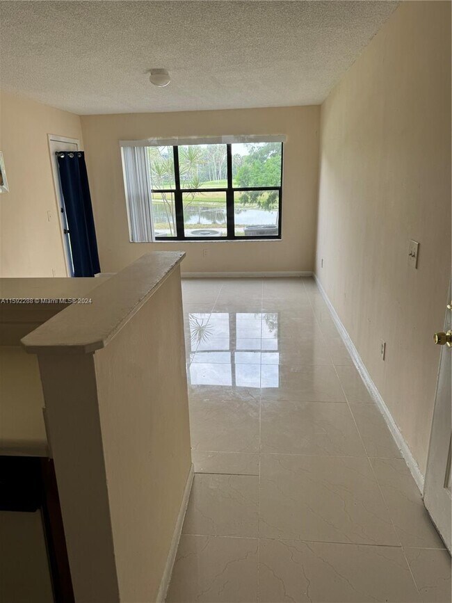 4361 W McNab Rd Unit 23, Pompano Beach, FL 33069 Condo for Rent in