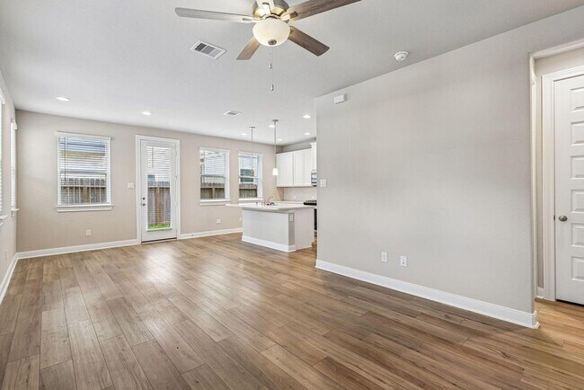 Building Photo - 9808 Falling Fern Ln
