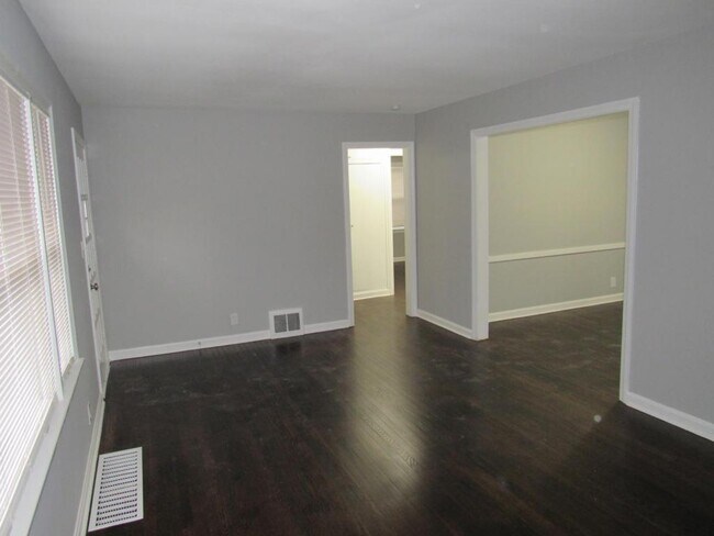 Foto del edificio - 9909 E 34th Street South