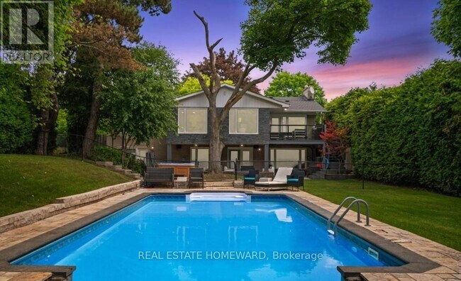 Photo du bâtiment - 42 Heathview Ave