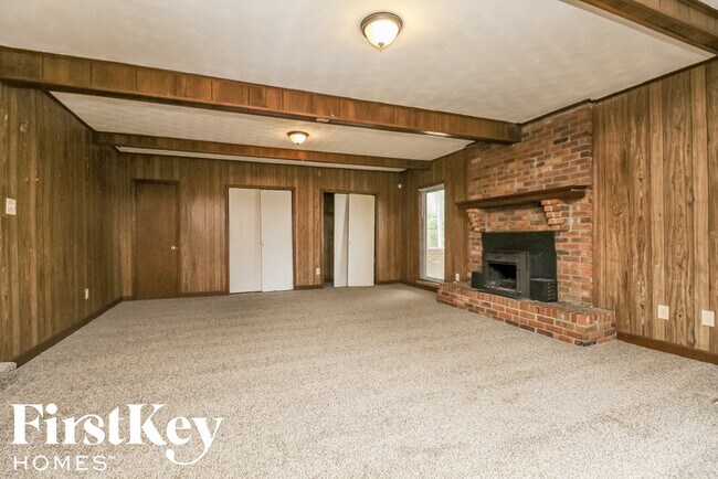 Foto del edificio - 3774 Brompton Rd