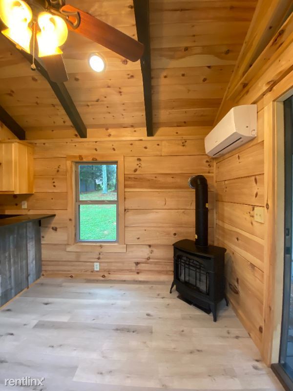 Building Photo - 1 br, 1 bath House - 1008 River Road 1 Unit 1
