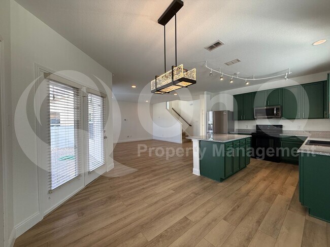 Foto del edificio - 1041 Holly Anne Ln