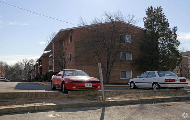Building Photo - Belvoir Plaza Apartments