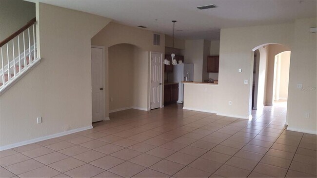 Building Photo - 3017 Ashland Ln S