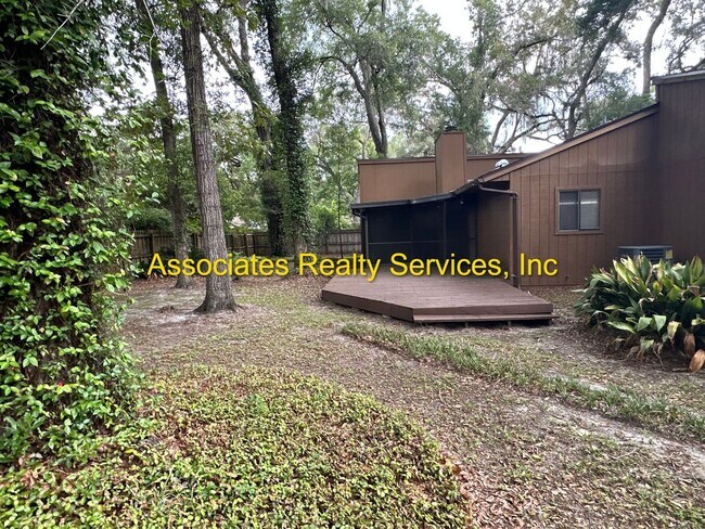 Foto del edificio - Single Family home in The Woodland in SW G...