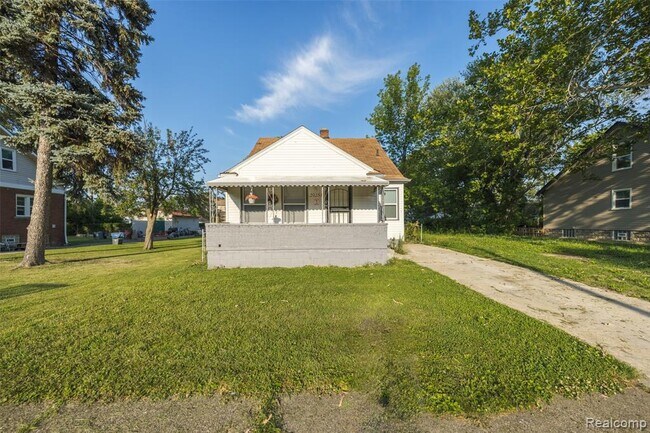 Foto del edificio - 20258 Caldwell St