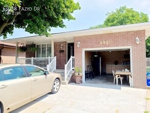Building Photo - 3058 Fazio Dr
