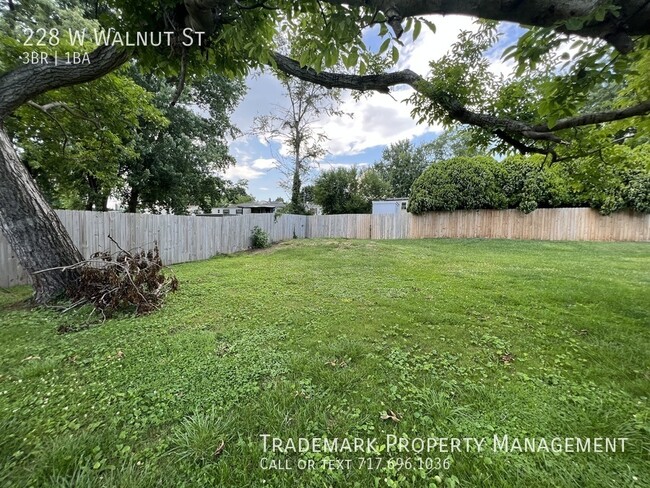 Building Photo - Nice Marietta Rancher with Beautiful Yard