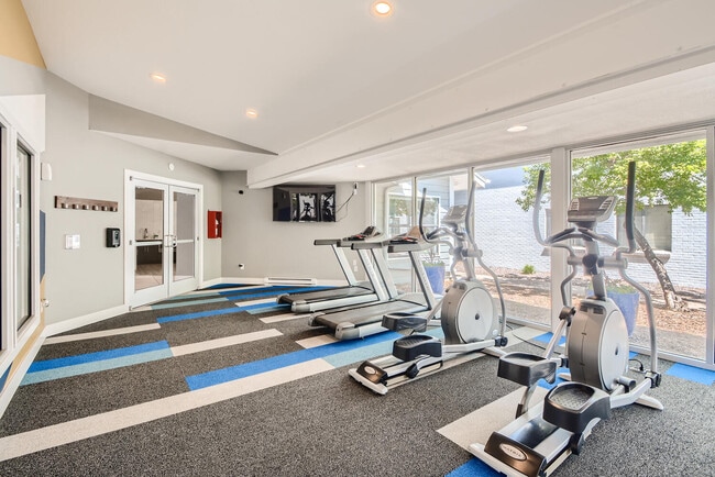 Building Photo - Preserve at City Center