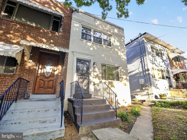 Building Photo - 4334 Martin Luther King Jr Ave SW