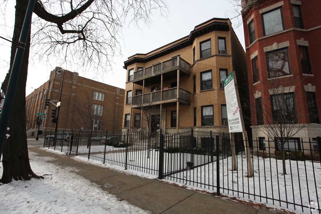 Building Photo - 5200 N Winthrop Ave