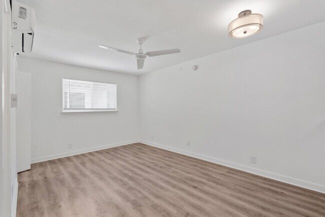 Building Photo - 4103 Speedway