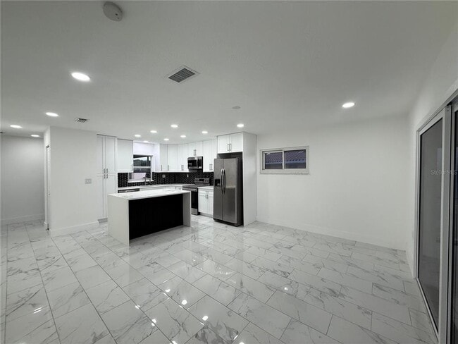 Foto del edificio - 5039 Pelican Dr