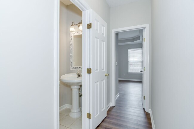 Foto del edificio - 3 Bedroom Townhouse in Evans